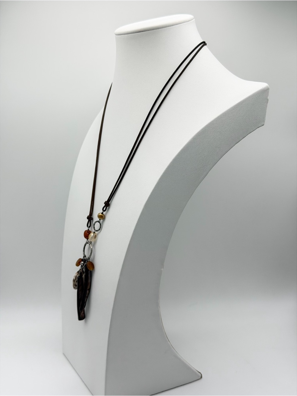 Silpada Vintage Sterling & Leather Citrine, Carnelian & Shell Necklace - Picture 3 of 16